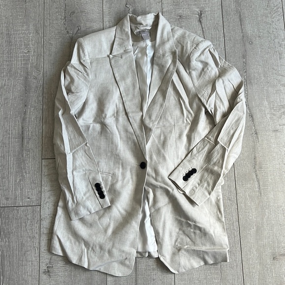 Linen Blazer - Picture 1 of 4